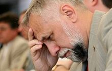 Кармазін заявляє, що спецслужби «глушать» мітинг біля Верховної Ради