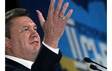 Янукович на виборах зірвав голос