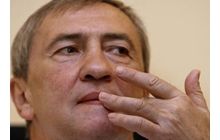 Черновецкий обещал сделать все, чтобы посол Швейцарии из Киева не уехал