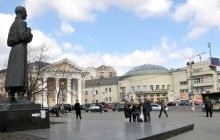 Контрактовую площадь в субботу перекроют - там будут кататься на лыжах