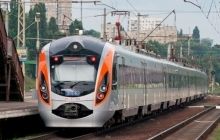 Пасажири з Харкова на Дарниці можуть пересісти на Hyundai до Львова
