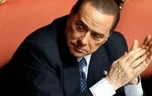 Putin and Berlusconi visit Crimea: journalist