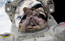 NASA планує перший в історії вихід у відкритий космос за участю жінок