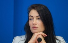 Названо причину, з якої відома українська співачка йде зі сцени
