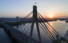 У Києві вдень частково обмежать рух транспорту на Південному мосту