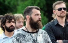 Ученые выяснили, почему у мужчин эволюционно появилась борода