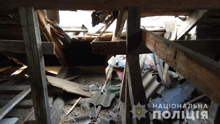 Two houses have been damaged in the attack / Photo from lg.npu.gov.ua Two houses have been damaged in the attack / Photo from lg.npu.gov.ua