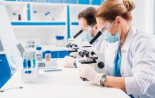 Вчені відкрили антитіло для розробки універсальної COVID-вакцини