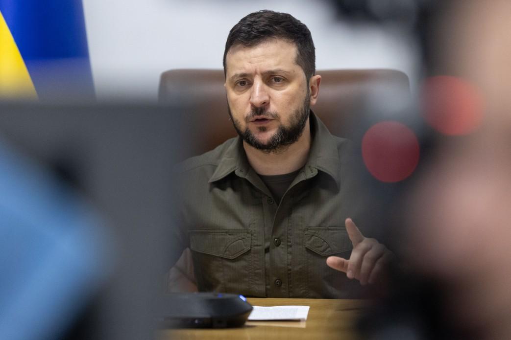 Владимир Зеленский не уверен, что на востоке Украины идет полномасштабная битва с РФ / фото president.gov.ua Владимир Зеленский не уверен, что на востоке Украины идет полномасштабная битва с РФ / фото president.gov.ua
