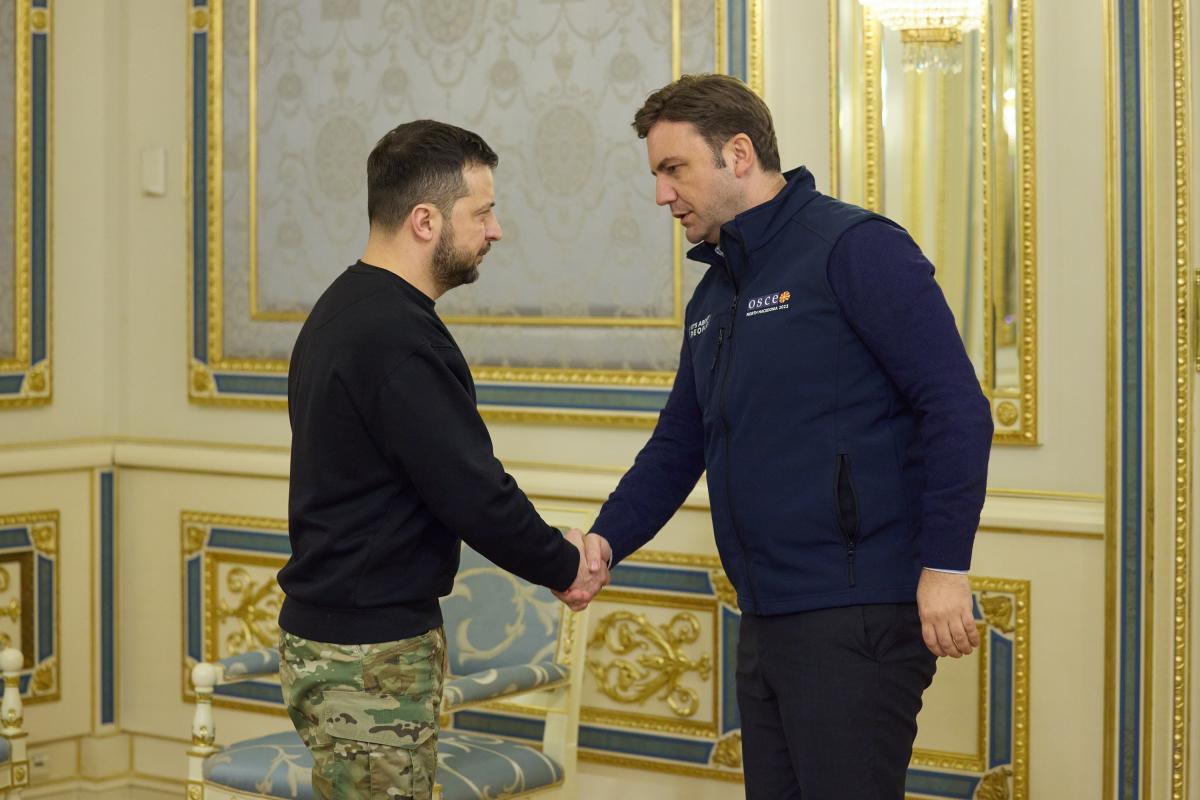 Володимир Зеленський зустрівся з головою ОБСЄ Буяром Османі / фото president.gov.ua Володимир Зеленський зустрівся з головою ОБСЄ Буяром Османі / фото president.gov.ua