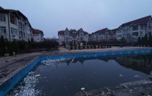 Росіяни вночі вдарили по ЖК у Запоріжжі: розкрито подробиці (фото)