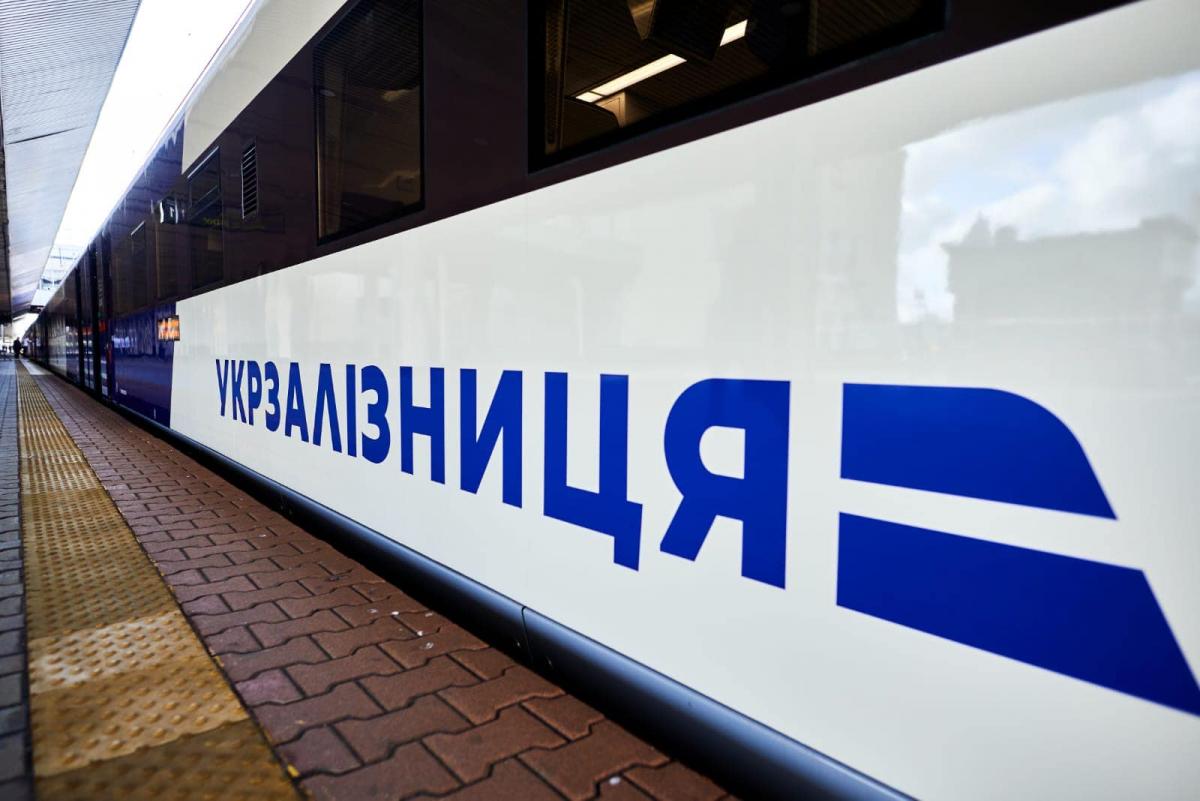 Поляки призвали министра Кулебу не повышать тарифы на международные контейнерные перевозки УЗ / фото Укрзализныця Поляки призвали министра Кулебу не повышать тарифы на международные контейнерные перевозки УЗ / фото Укрзализныця