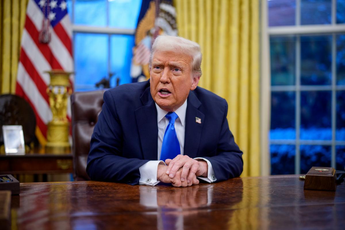 Трамп еше больше обвалил рынки / фото GettyImages Трамп еше больше обвалил рынки / фото GettyImages