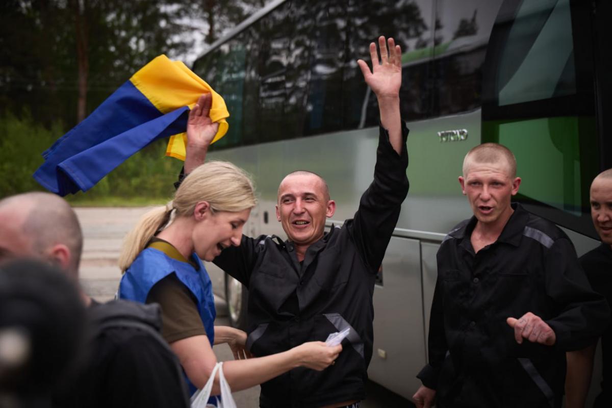 Обмін полоненими 25 травня / t.me/V_Zelenskiy_official Обмін полоненими 25 травня / t.me/V_Zelenskiy_official